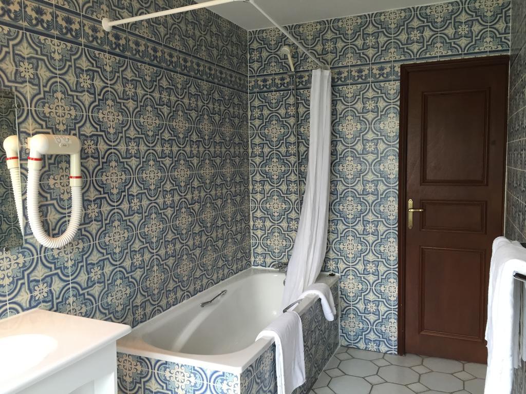 Hostellerie Des Cedres 3* Villeneuve-de-Rivière