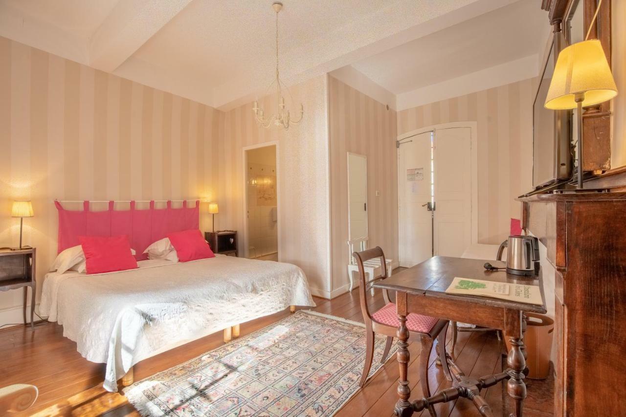 Hostellerie Des Cedres 3* Villeneuve-de-Rivière